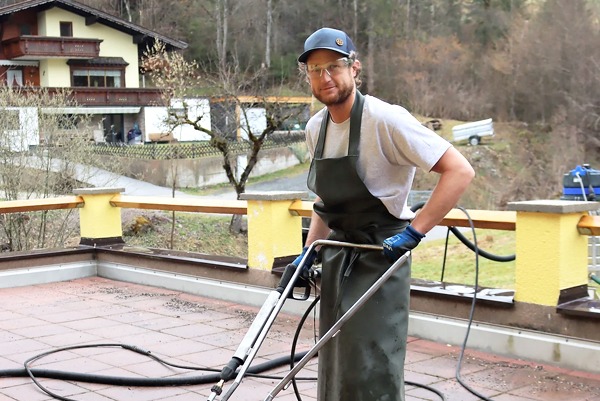 technik wir reinigen steine